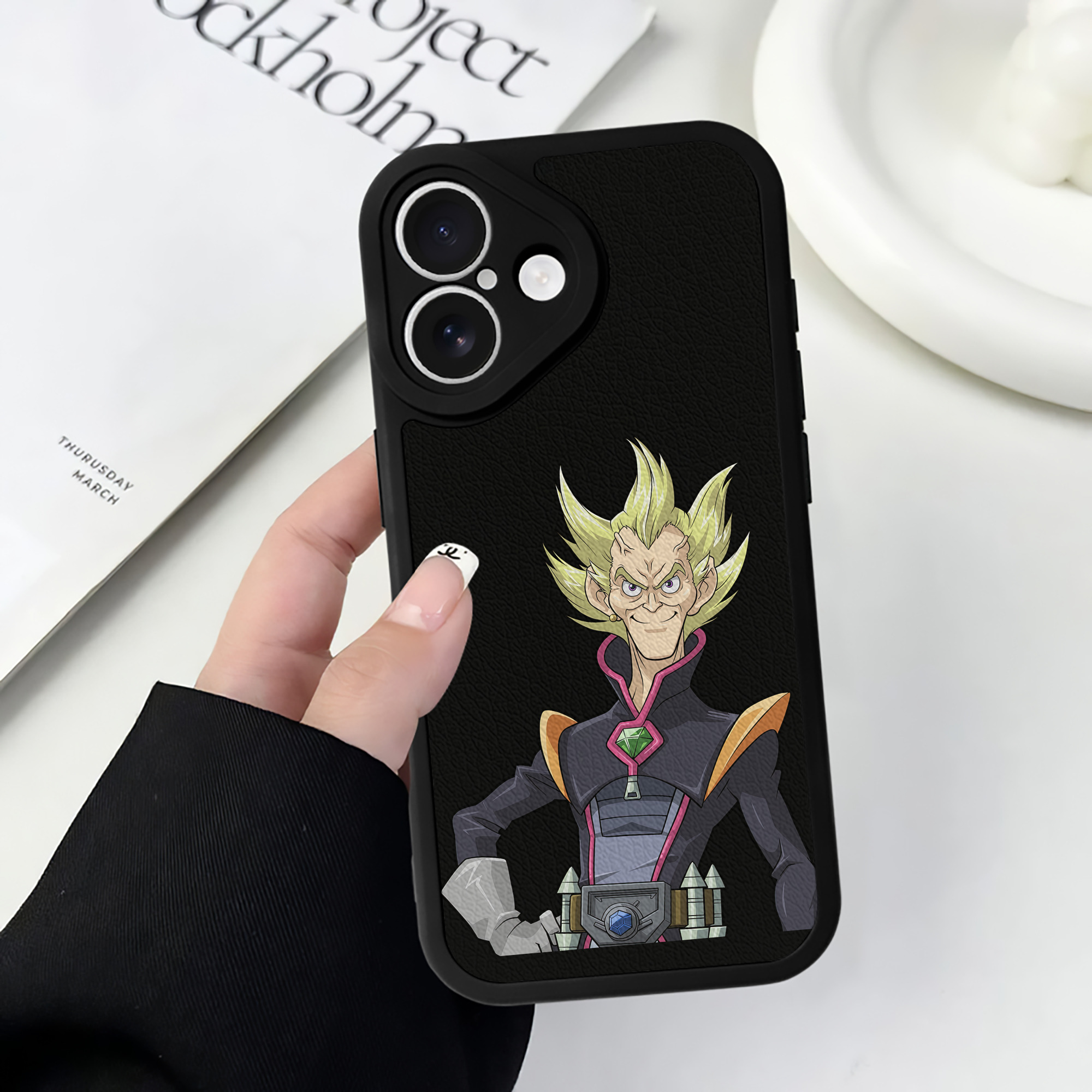 遊☆戯☆王 Yu-Gi-Oh! 【iPhone 16シリーズ対応】シリコンスマホケース（レザー調） 材質：シリコン